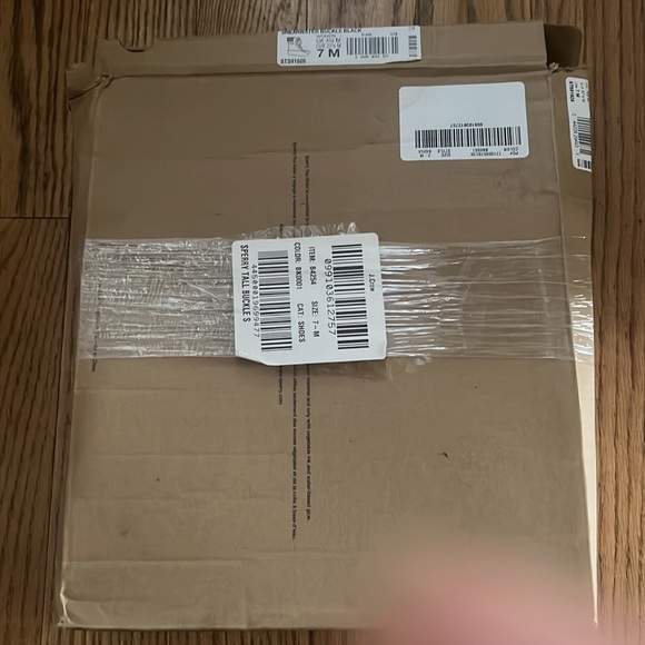 NIB-7 -J. Crew Women's Sperry® for J.Crew Shearwater buckle boots in black - Picture 2 of 11